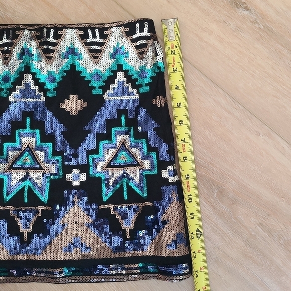 Women's small pull on elastic waist aztec sequin skirt EUC art deco NYE - Picture 7 of 8